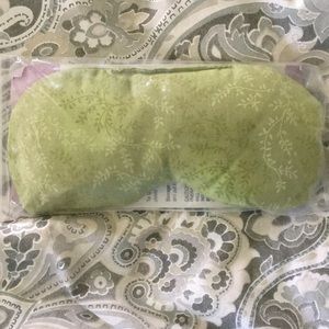New in package lavender eye mask
